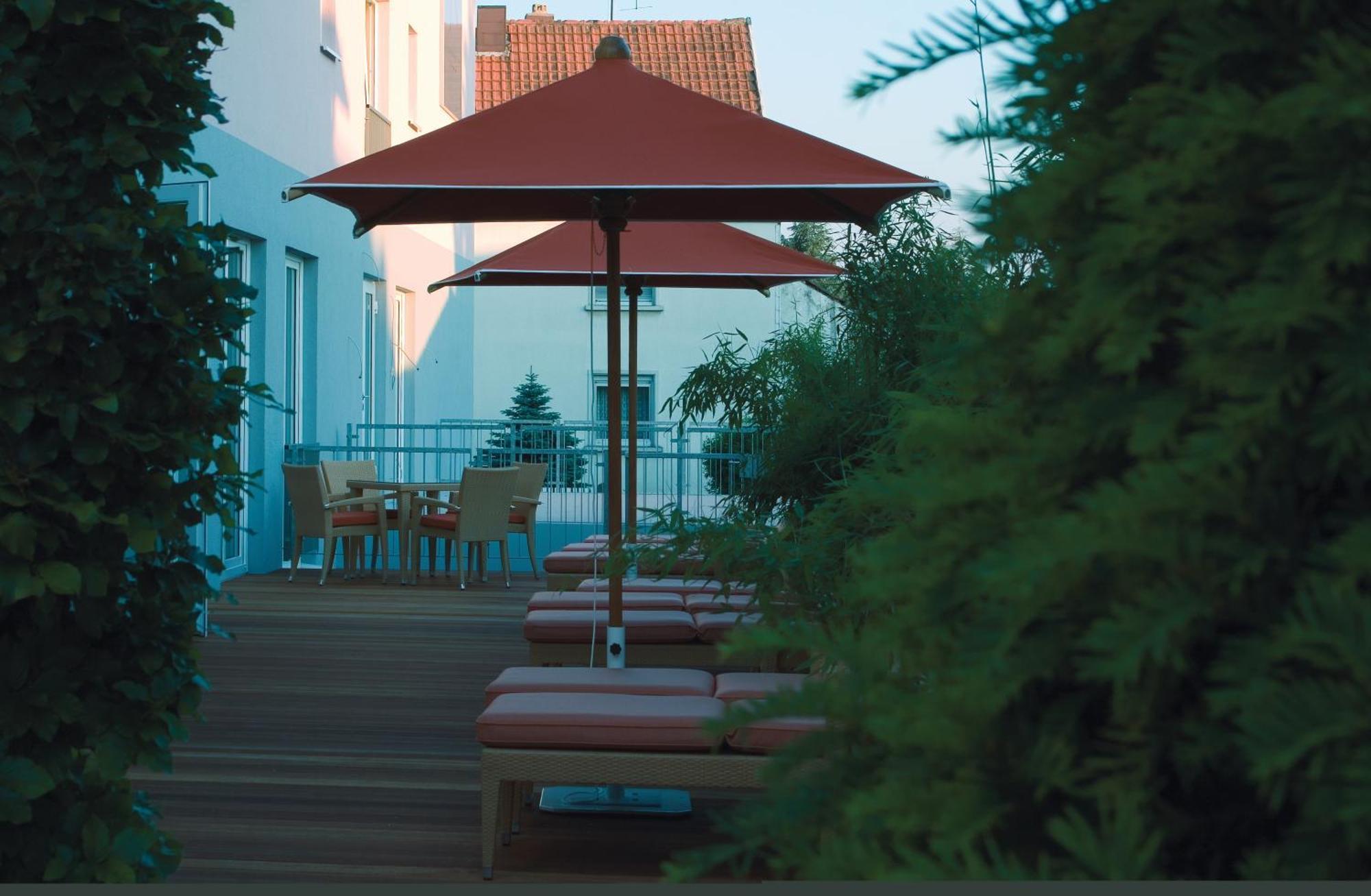 פירמאסנס Hotel-Restaurant Kunz מראה חיצוני תמונה