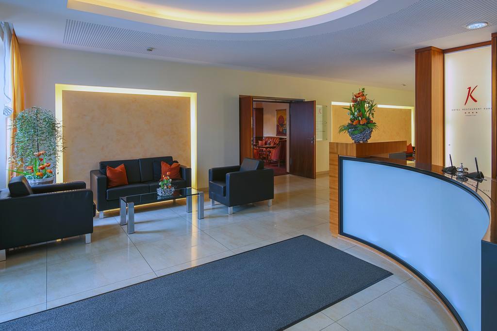 פירמאסנס Hotel-Restaurant Kunz מראה חיצוני תמונה