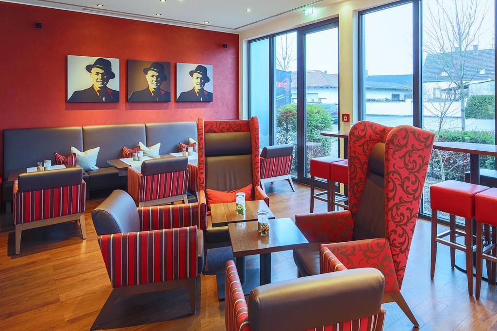 פירמאסנס Hotel-Restaurant Kunz מראה חיצוני תמונה
